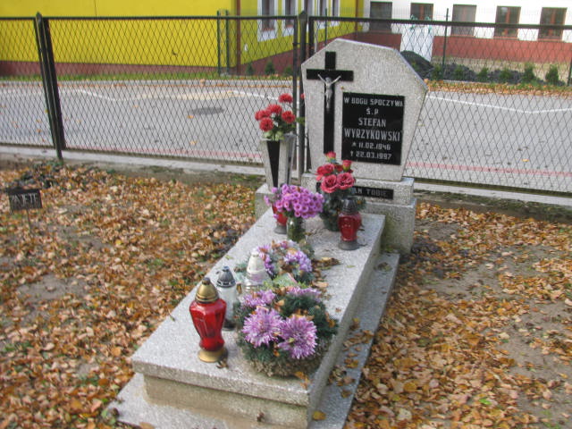 Grób Stefan Wyrzykowski
